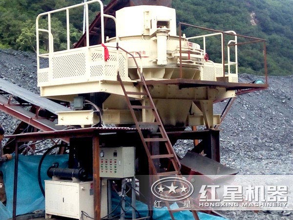 石英砂制砂機(jī)選擇哪種設(shè)備好？